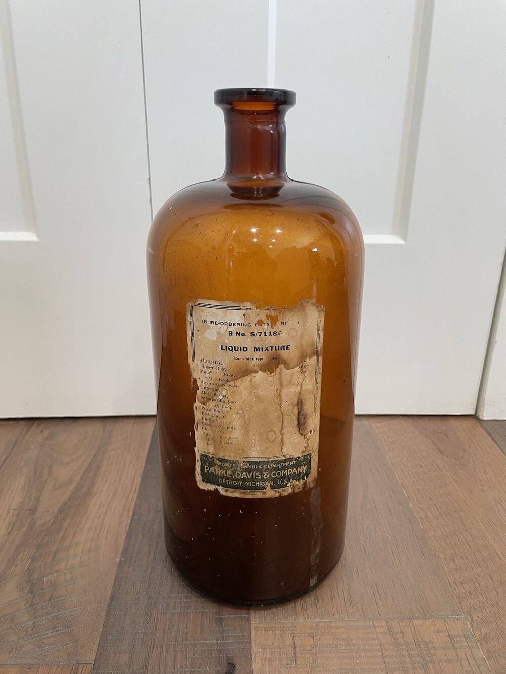 Antique Amber Parke Davis & Co Bottle Original Label Large Apothecary Pharmacy